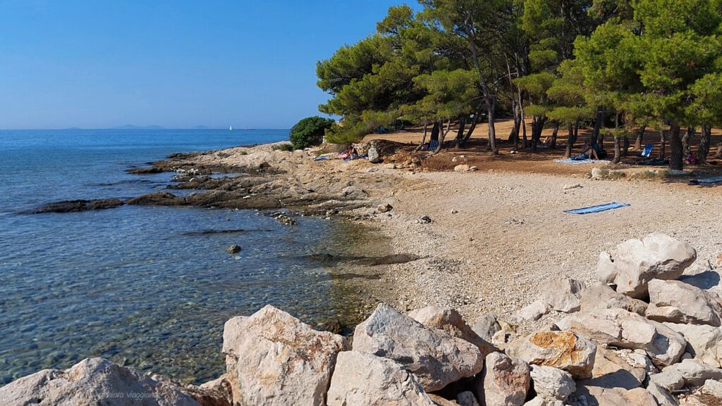 baia secondaria spiaggia Podvrške isola di murter