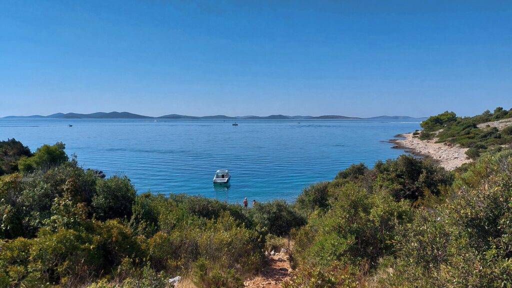 spiaggia Vrtiluka isola di murter
