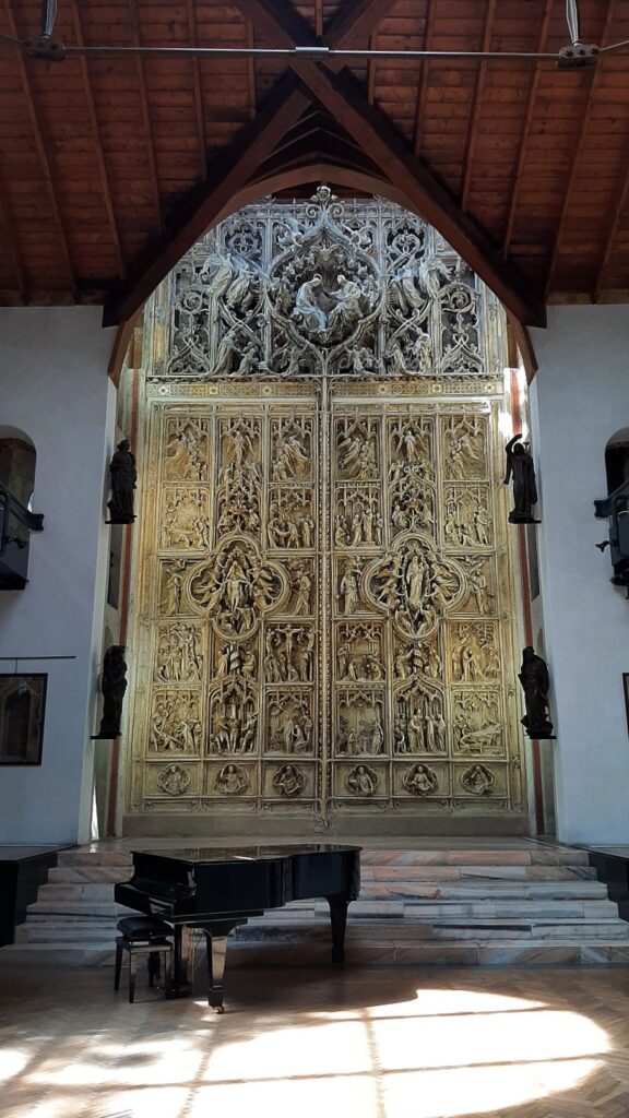 casa museo pogliaghi sacro monte di varese modello in gesso grandezza naturale portale duomo di milano