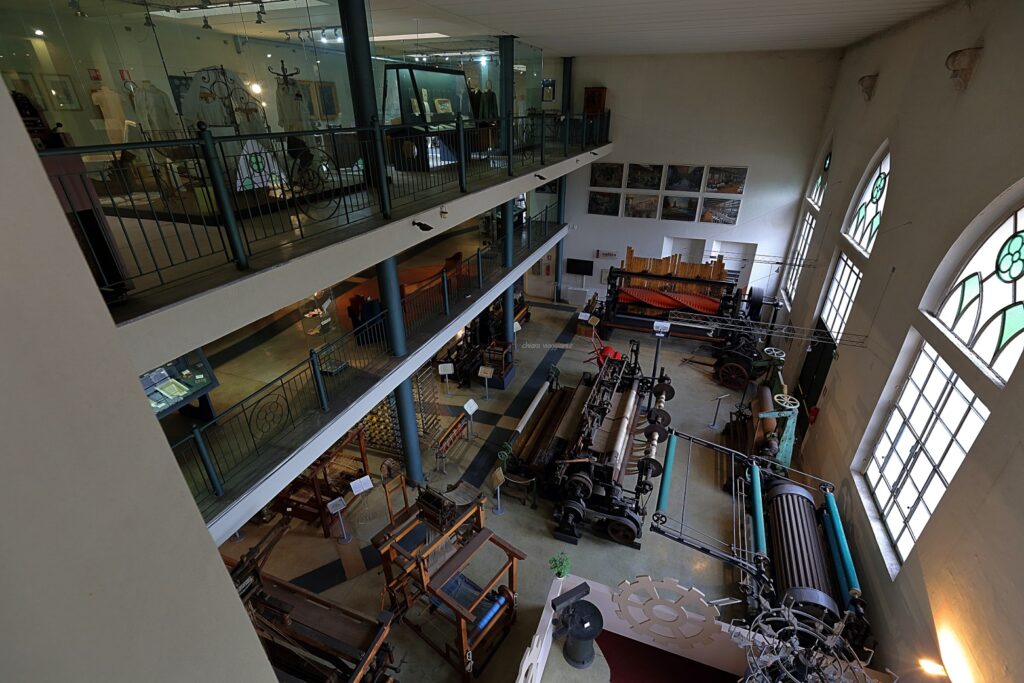visione di insieme esposizione museo del tessile busto arsizio